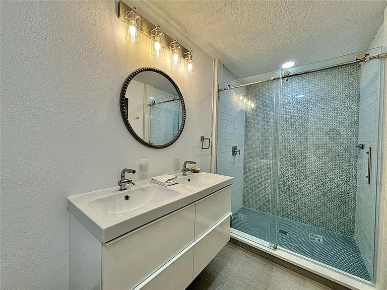 3409 45th St W — Photo 58