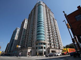 200 Rideau St #207, Ottawa, ON K1N 5Y1