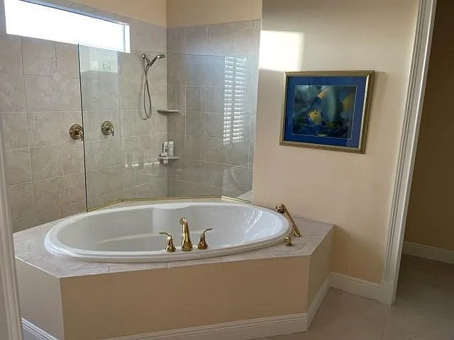 4895 Esplanade St #1 — Photo 19