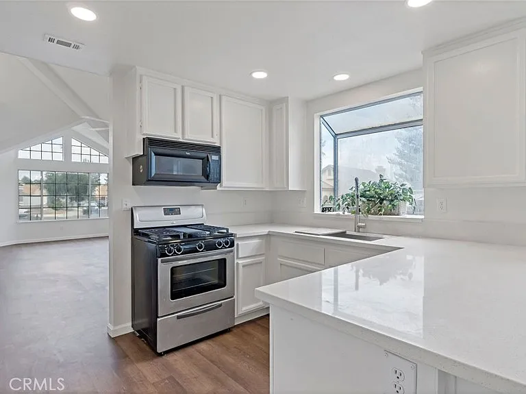 39563 Chabot Cir — Photo 9