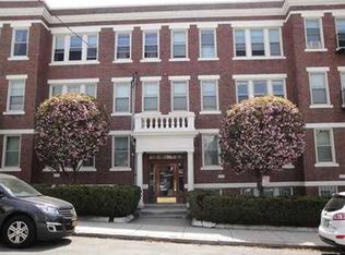 30 Ransom Rd, Brighton, MA 02135