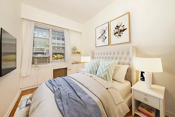 Rented by Compass | media 11