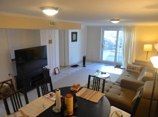 12004 Rocking Horse Rd, Rockville, MD 20852