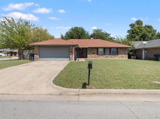 637 NW 116th Ter, Oklahoma City, OK 73114