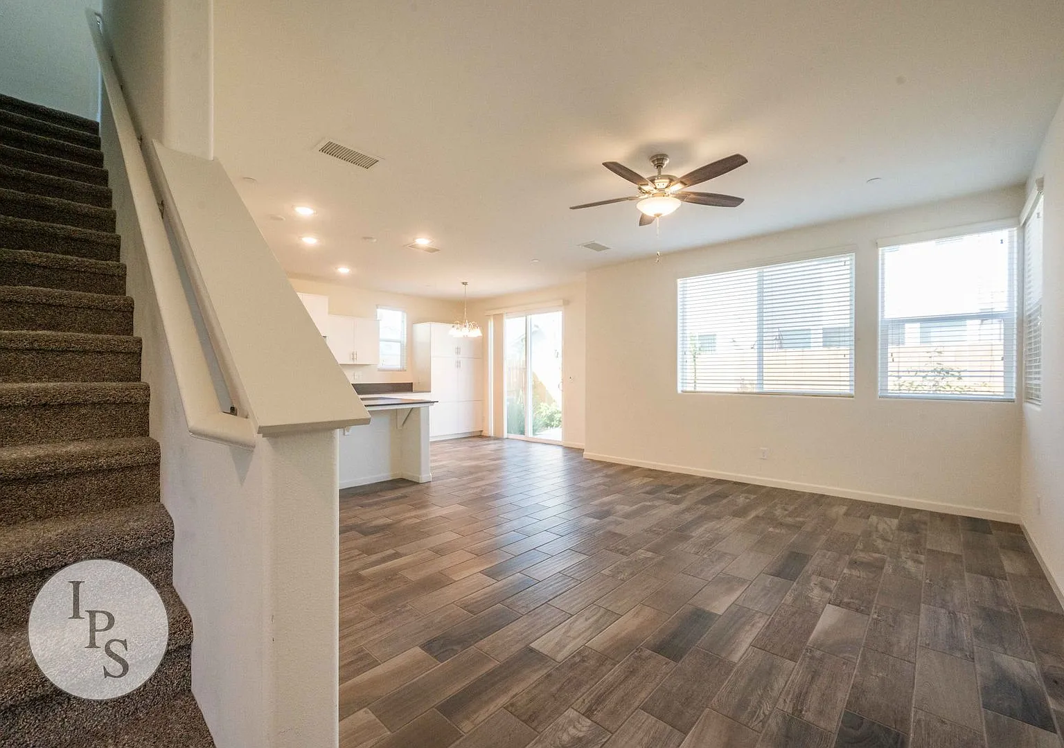 Newer Clovis 2-Story Home, 3BR + Den / 2.5BA, Built 2020 - Lots of Amenities! — Photo 4