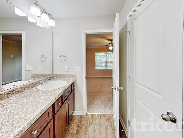 2292 Shady Dr — Photo 9