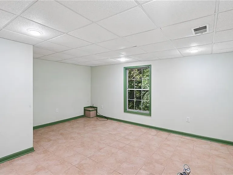 5200 Laurel Bridge Dr SE — Photo 22