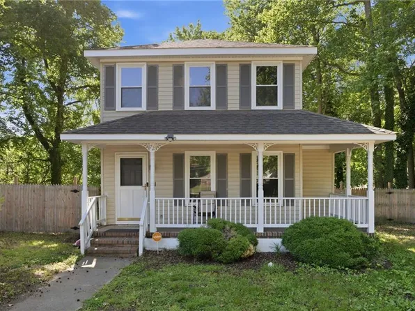 72 Ireland St, Hampton, VA 23663