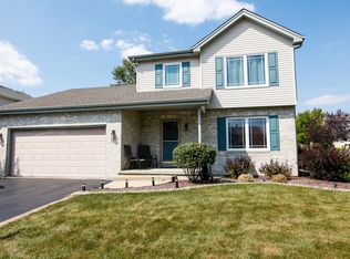 633 Coneflower Dr, Romeoville, IL 60446