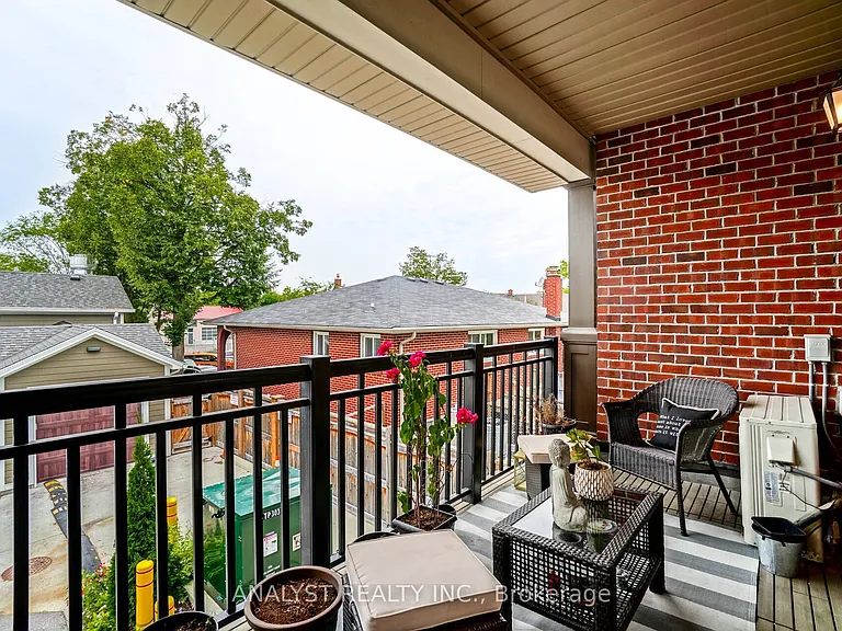 10425 Islington Ave #218 — Photo 28