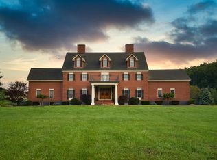 12 Estate Dr, Castleton On Hudson, NY 12033