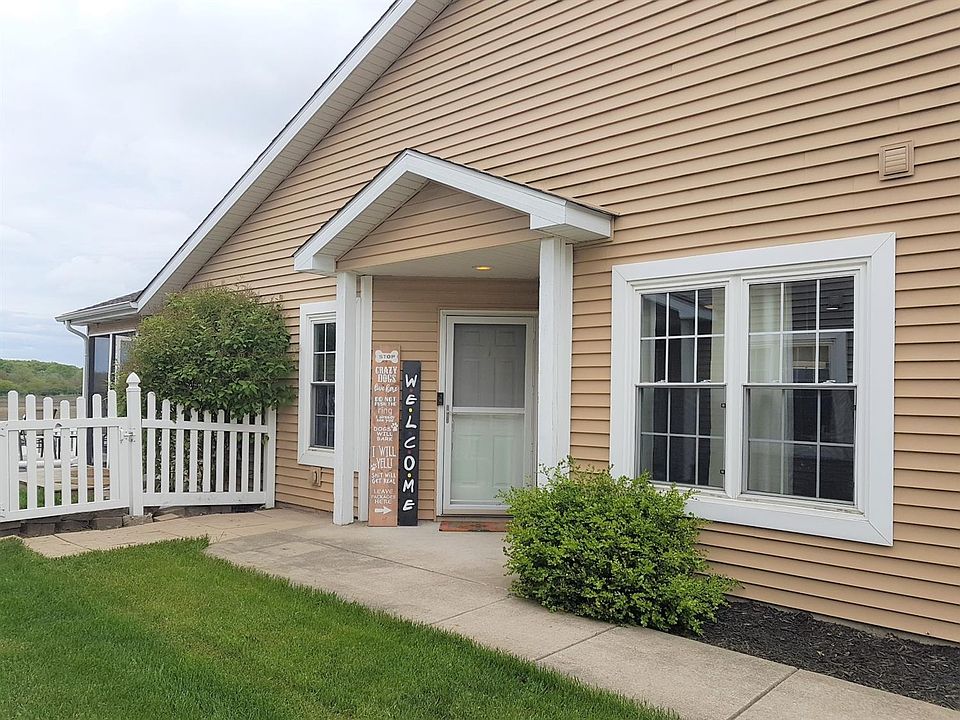 1st image of 10585 Maine Dr