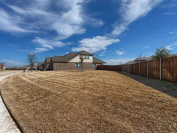 3rd image of 3700 Cameroon Ln