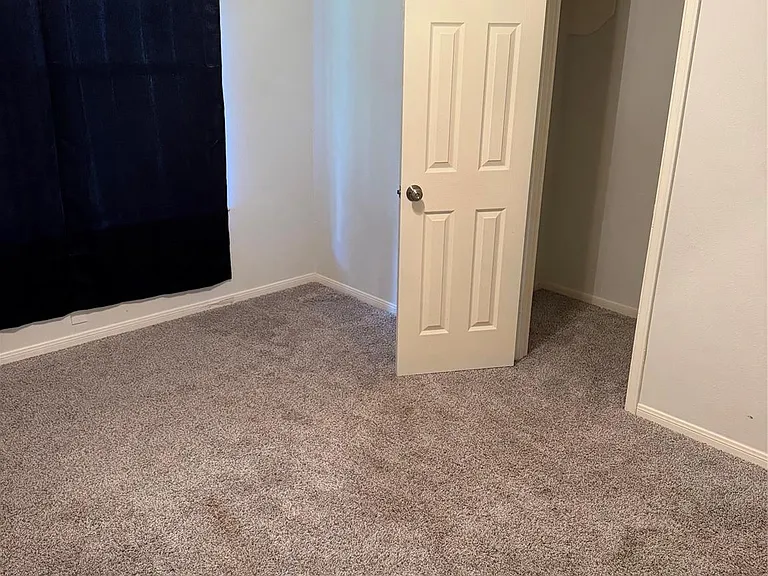 151 Country Oaks St — Photo 15