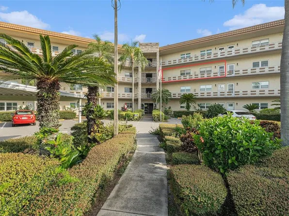 5725 80th St N Unit 308, Saint Petersburg, FL 33709