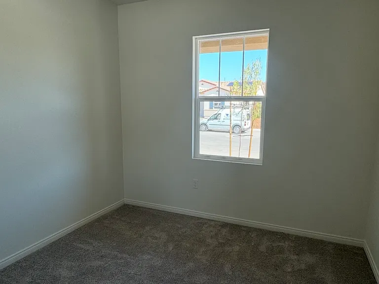 4646 Florence Dr — Photo 5
