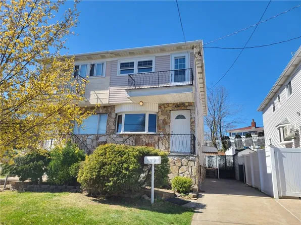 112 Ebony St, Staten Island, NY 10306