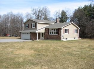 83 Wallace Rd, Bedford, NH 03110