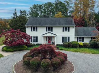 12 Briarwood Court, Head Of The Harbor, NY 11780