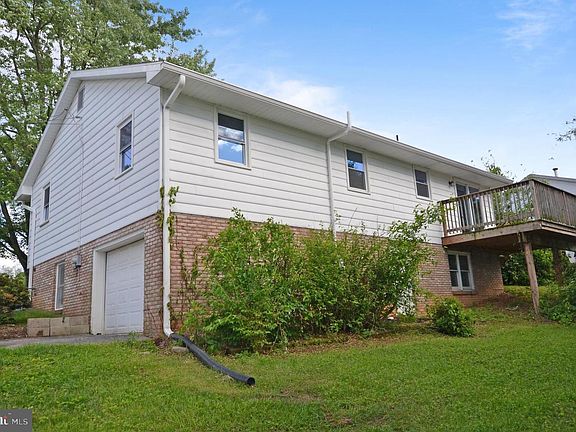 5th image of 2287 Grandview Rd