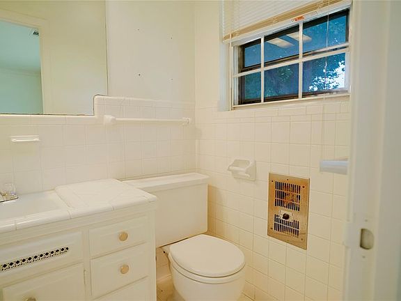 4th image of 1908 NW 56th Ter