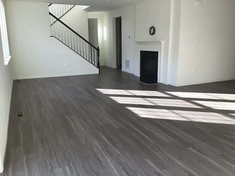 1035 Aspen Rd — Photo 5