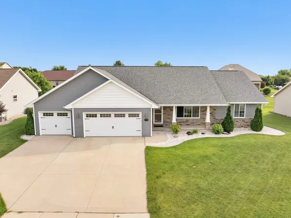 3562 Bay Harbor Dr, Green Bay, WI 54311
