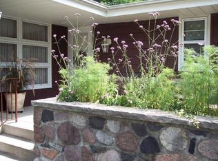 810 Meadow Ln, Elm Grove, WI 53122