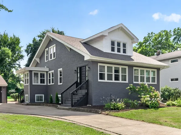 529 E Park Blvd, Villa Park, IL 60181