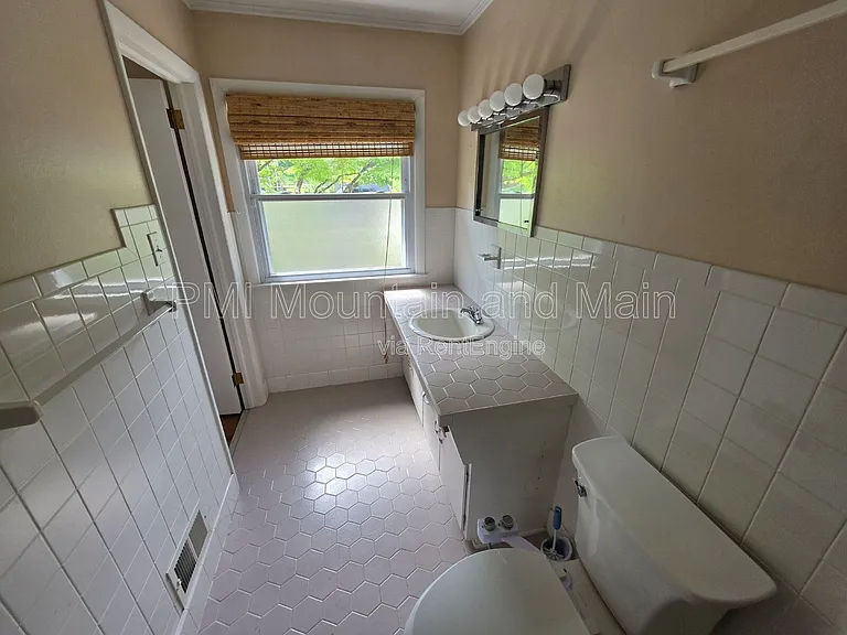 15 Ginell Cir — Photo 36