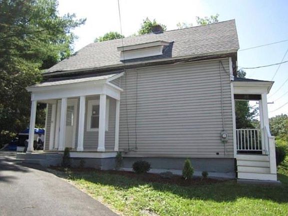 2nd image of 44 Leominster Rd