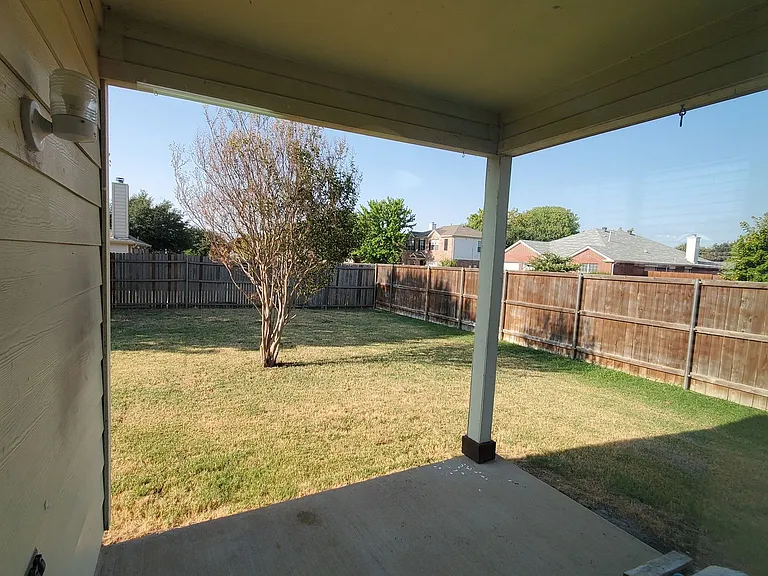 3021 Sawgrass Dr — Photo 15