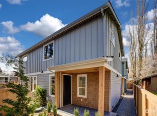 1017 6th St, Kirkland, WA 98033