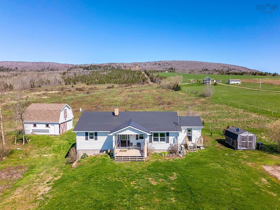 1st image of 427 Brooklyn Rd