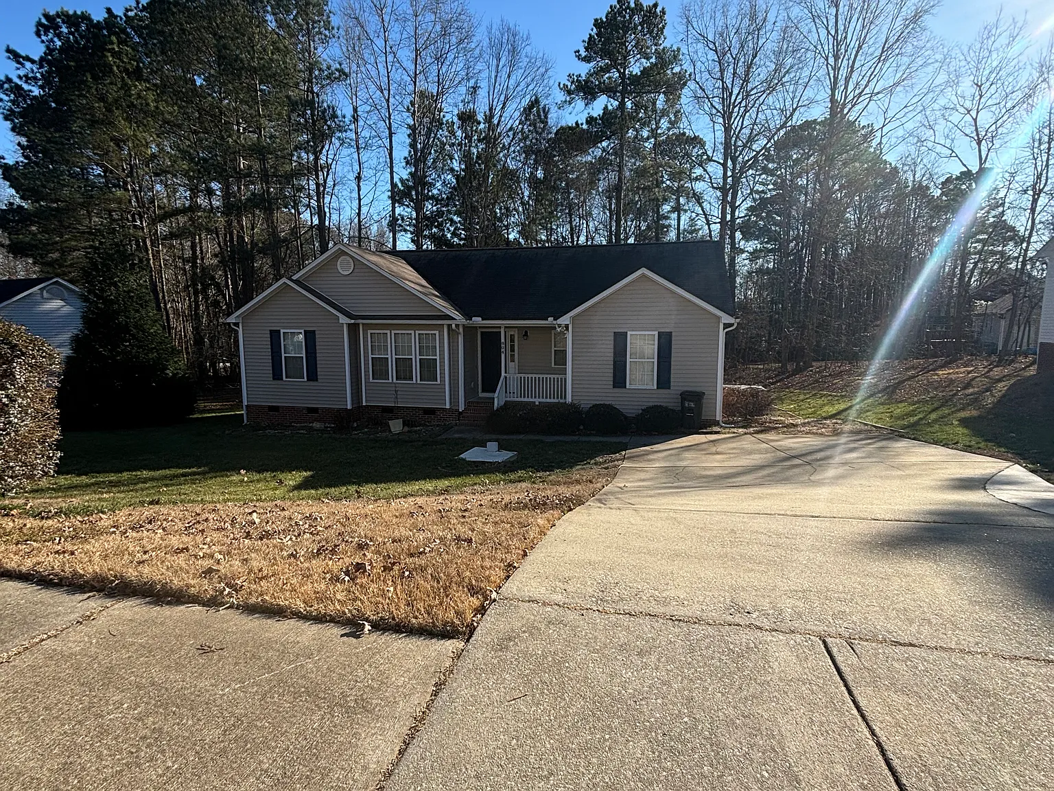 3 bed, 1340 sqft, $1,800 — Photo 1