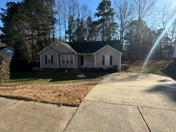 804 Yorkshire Dr, Clayton, NC 27520