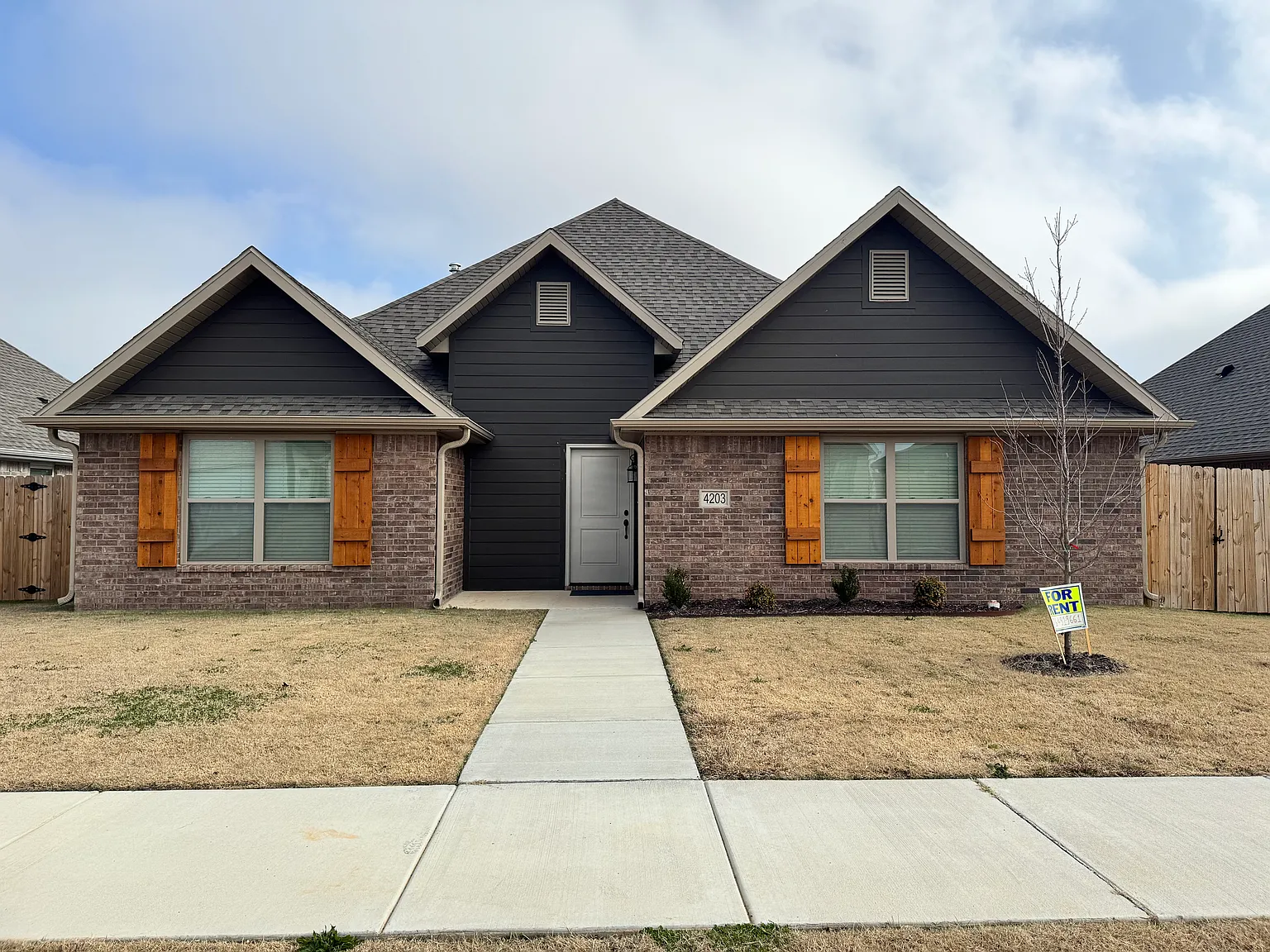 3 bed, 1782 sqft, $2,000 — Photo 2