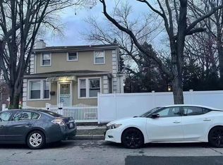 16029 76th Rd, Fresh Meadows, NY 11366