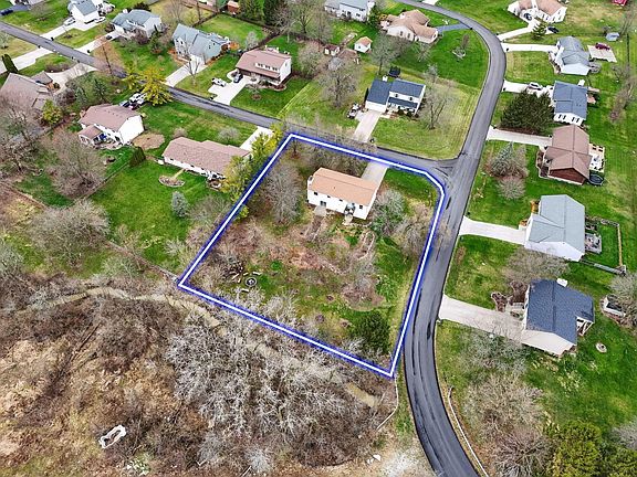 5th image of 13983 Oxford Dr