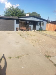 824 Vermont Ave, Los Banos, CA, 93635