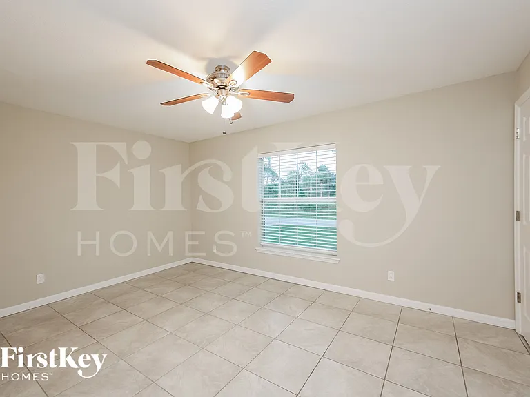 6193 Seaport St — Photo 12