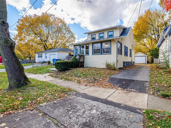 109 Crossfield Rd, Rochester, NY 14609