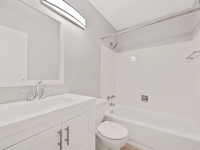 1636 N Wells St #1510 — Photo 10