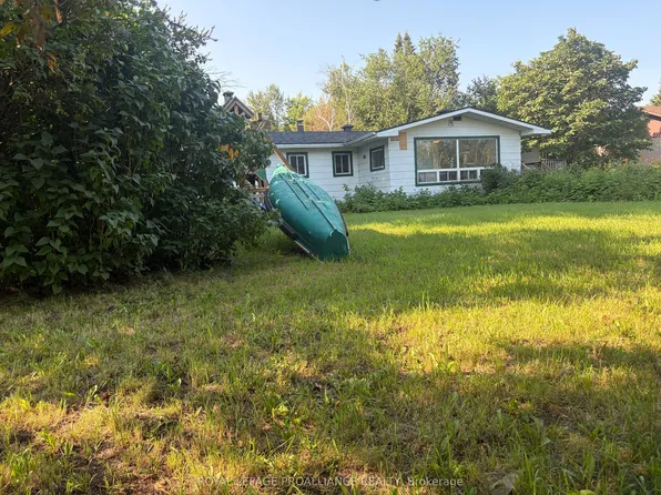 15650 County Road 43 Rd, North Stormont, ON K0C 1K0
