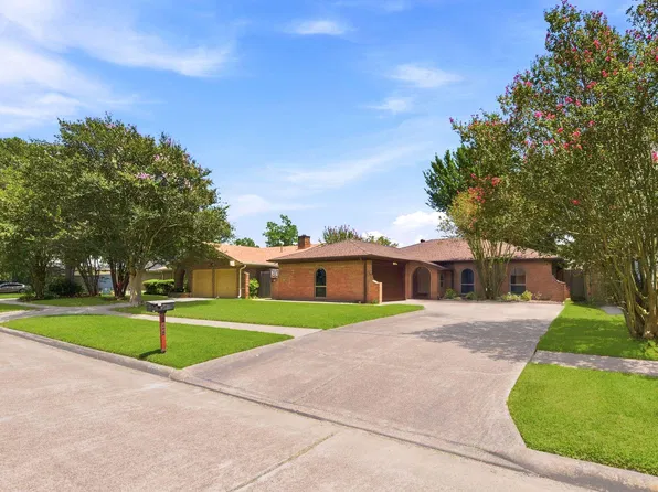 730 Seacliff Dr, Houston, TX 77062