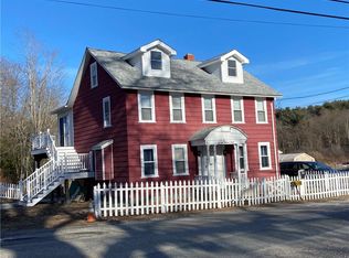 34 Log Bridge Rd, Coventry, RI 02816