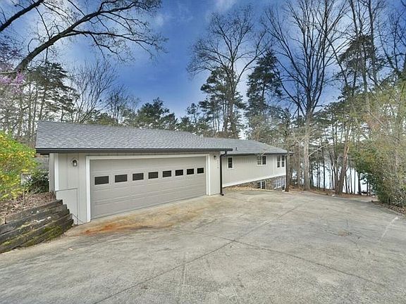 5th image of 4478 Travis Dr