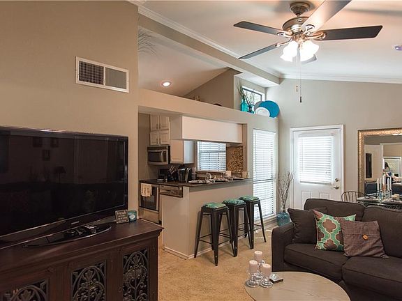 2nd image of 2844 Harbinger Ln