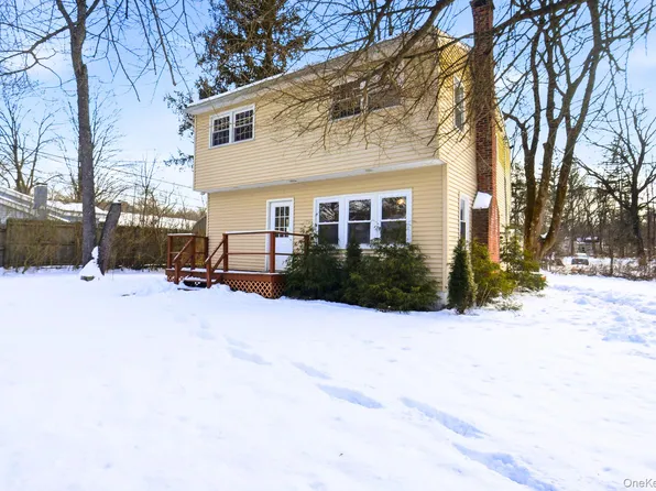 35 Shady Creek Road, Pleasant Valley, NY 12569