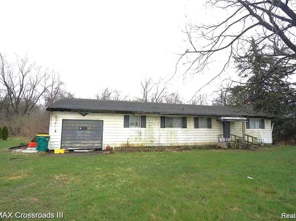 7047 Haggerty Rd, Van Buren Township, MI 48111